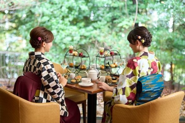 「大正ロマン×着物ランチ」：Cafe＆Bar「結庵」でのアフタヌーンティーのほか館内4つのレストランから選べます