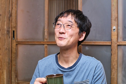 ドラマ「放課後ていぼう日誌」で陽渚の父を演じるやべけんじ