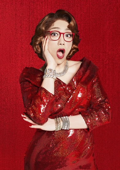 山崎育三郎女装