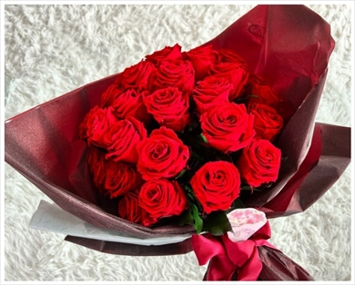 結婚33周年を迎えた薬丸裕英と石川秀美