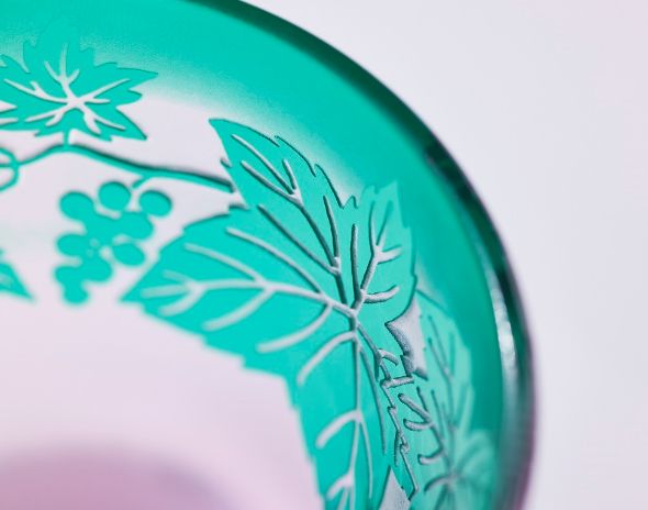 夢柄子 彫刻硝子グラス(グリーン)