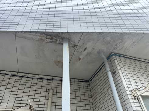 サーモカメラ 漏水 発見 建築