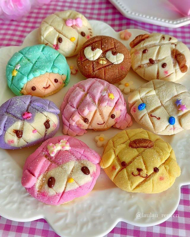 サンリオキャラクターモチーフのメロンパンがかわいい
