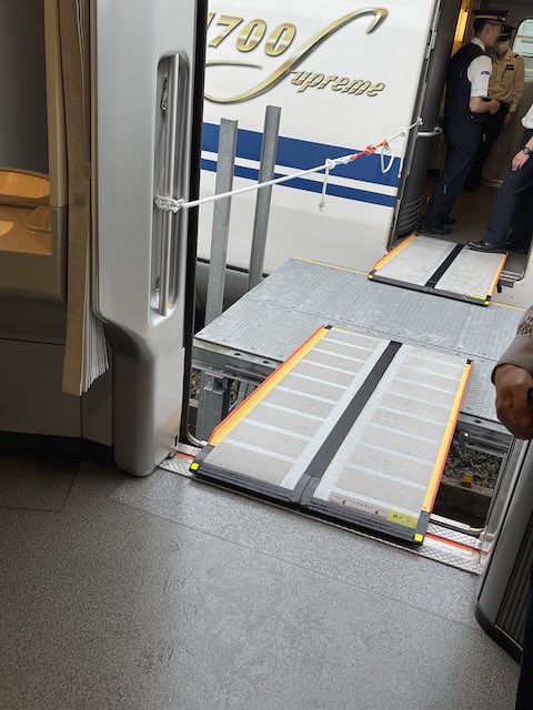 東海道新幹線 桟橋 めざし 渡り板 JR東海 中継台