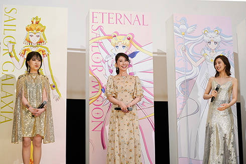 完成披露舞台あいさつ