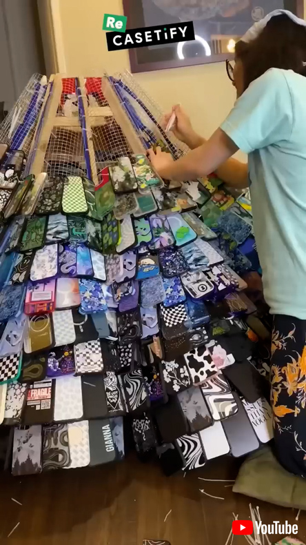 スマホケースで作るドレス・スマホケースを取り付けるところ
