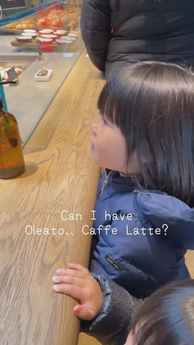 「アメリカのスタバで華麗に注文決め込む6歳児」