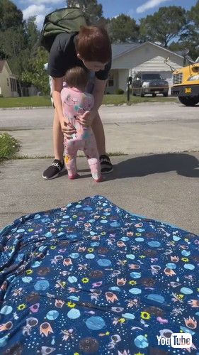 「Waiting For My Brother || ViralHog」