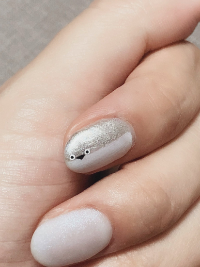 サカバンバスピスをモチーフにしたネイル