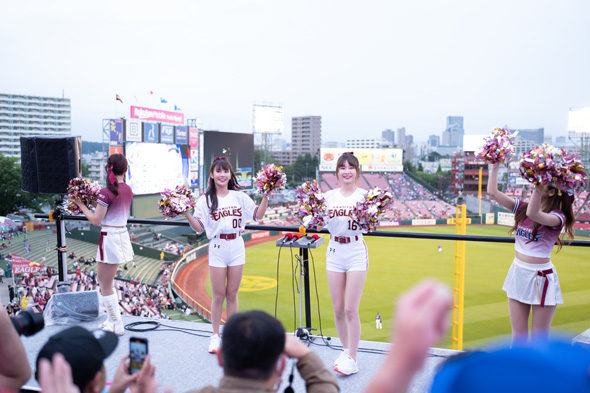 Rakuten Girls