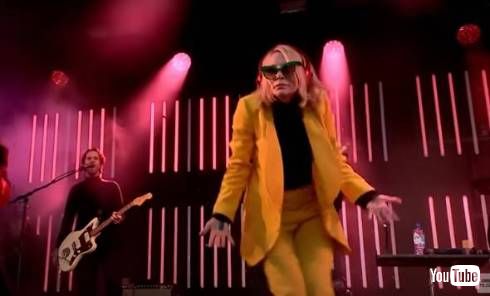 ケイト・ブランシェットが夏フェスにサプライズ登場