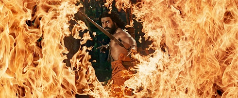 映画「RRR」ラーマ