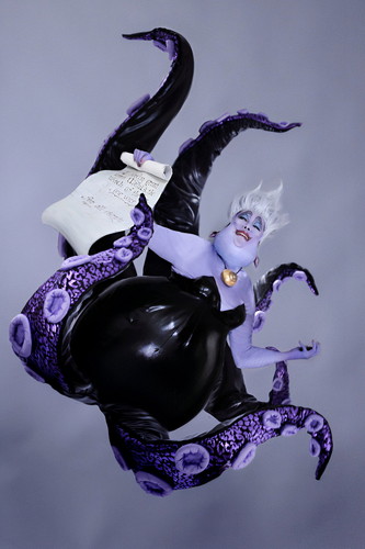 みづきさんによるアースラのコスプレ姿