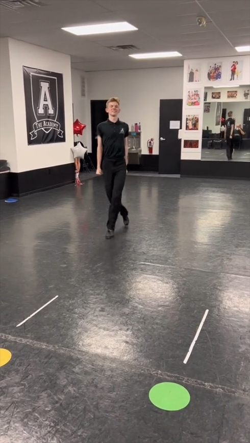 超速ステップ　アイリッシュ・ダンス　ダンサー