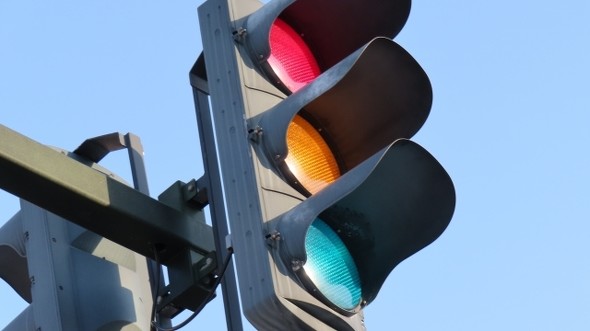 縦型信号機の写真