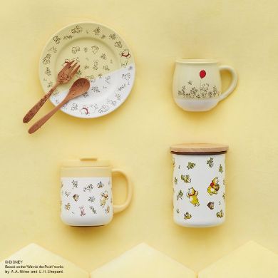 プレートS、ケーキフォーク、ティースプーン、マグ（330ミリリットル）、ステンレスマグ（350ミリリットル）、ホウロウキャニスター