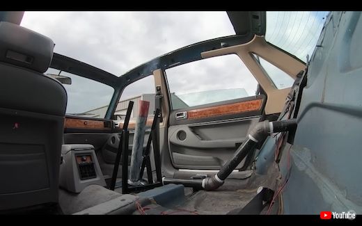 射出 ギミック 脱出 助手席 クルマ 魔改造