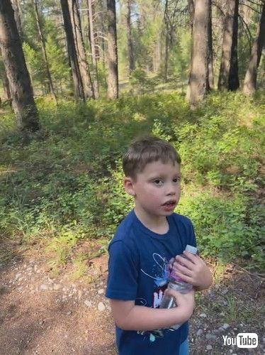 「Son Mistakes Deer For Kangaroo || ViralHog」