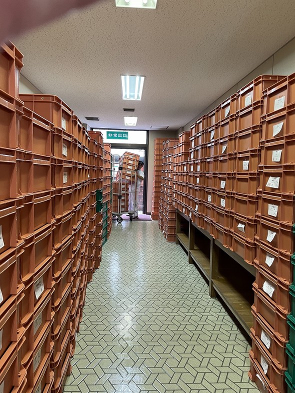 福岡市　給食　パン