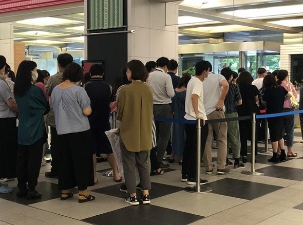 福岡市　給食　パン