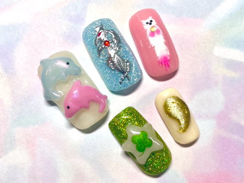 「サービスエリアのおみやげキーホルダーオールスターズネイル」