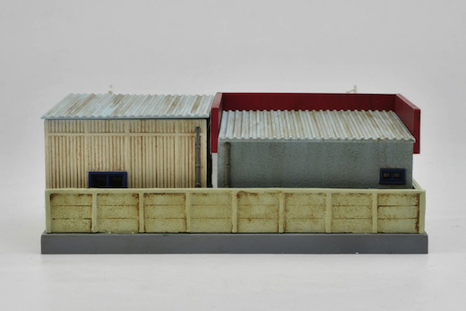 トミーテック ジオコレ 建物コレクション 廃業した給油所 廃業した整備所