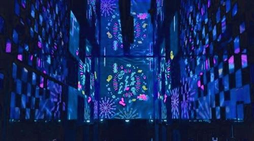 万華鏡トンネル