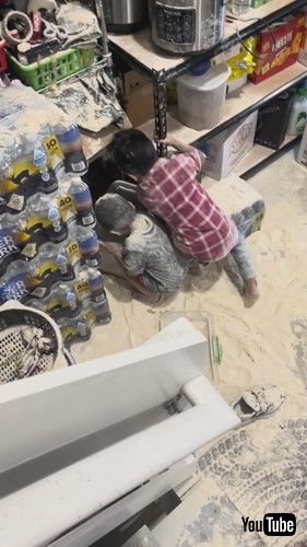 「Naughty Brothers Make Floury Mess || ViralHog」