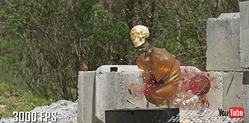 ボーリング 鉄球 大砲