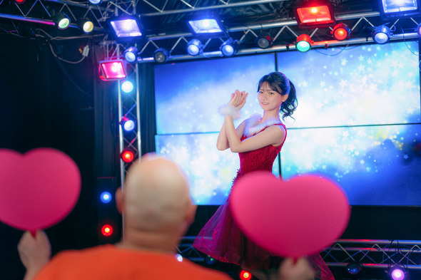 aアイドルを応援するファンの画像