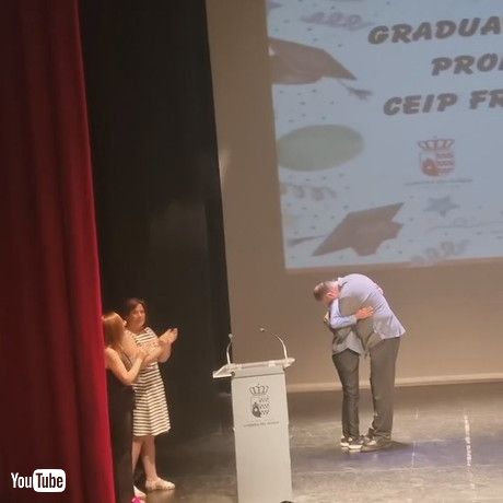 「Father Surprises Son on Graduation Day After 2 Years Apart || ViralHog」
