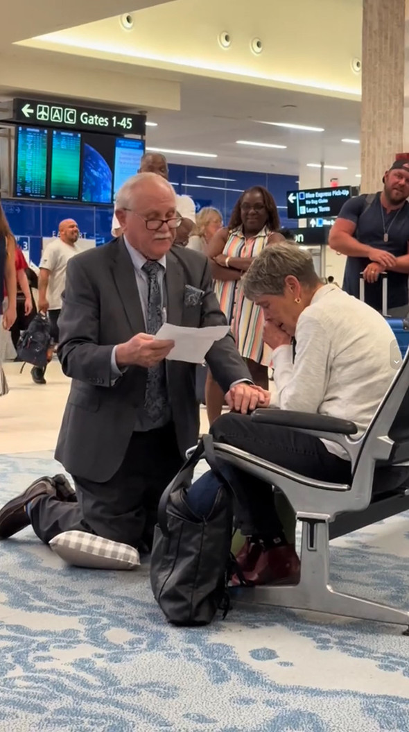 プロポーズ 海外 サプライズ