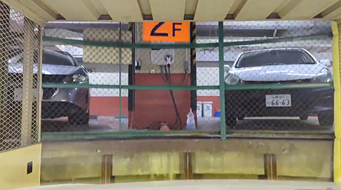 エレベーターが上昇