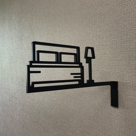 ピクトサインを使ったインテリアアイテムがかわいい