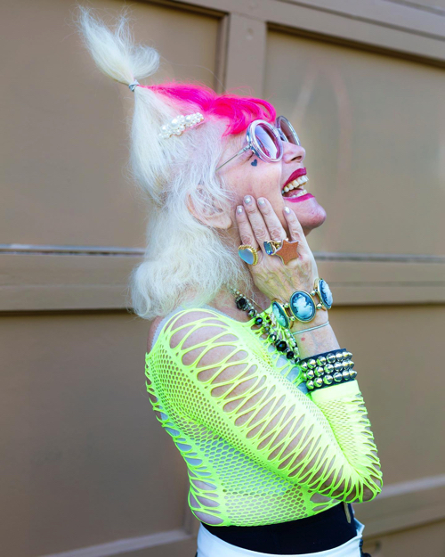 ファッショナブルなシニア世代