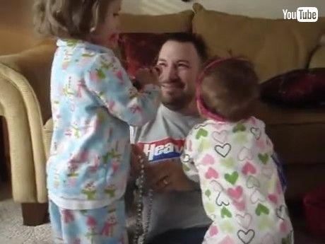 「Dad's Reflexes Help Him to Catch Falling Toddler While Looking Away - 1427296」