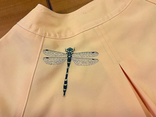 スモックの刺しゅう