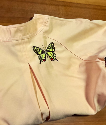 スモックの刺しゅう