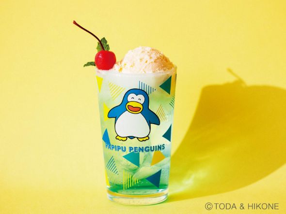 クリームソーダを入れると80年代の雰囲気に