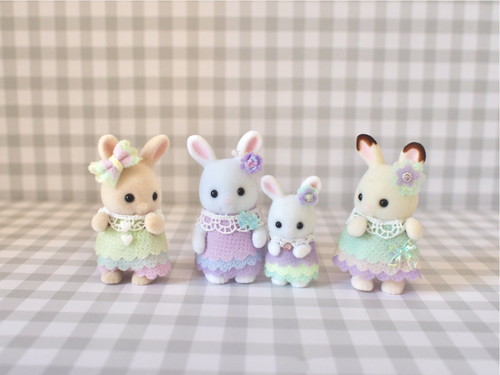 「100均のCDケースで作るお洋服」