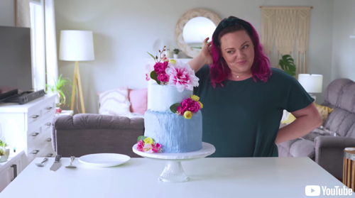 100円ショップの材料でウエディングケーキ