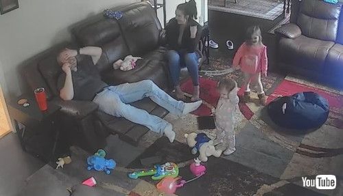 「Girl Surprises Parents With Epic Catch || ViralHog」