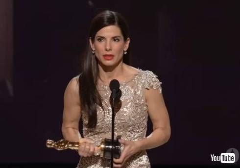 サンドラ・ブロックのパートナー、ブライアン・ランドールがALSにより57歳で逝去