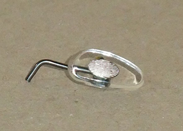 眼鏡の何かの写真