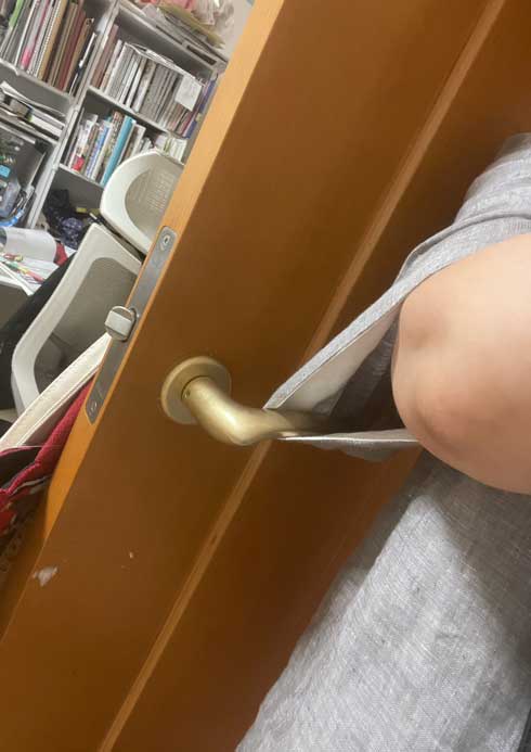 ドア 取っ手 袖が引っかかる 半袖 あるある ピーン 羽海野チカ