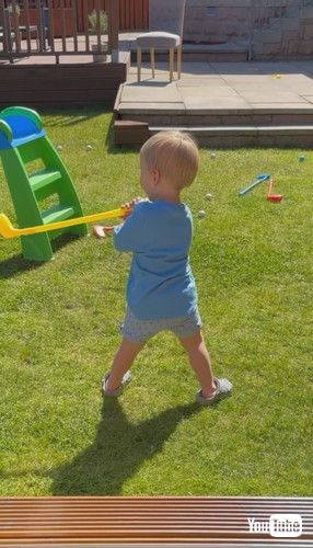 「Plastic Golf Clubs Get Upgraded || ViralHog」