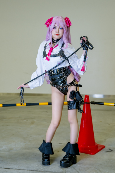 貘の「勝利の女神：NIKKE」ユニ