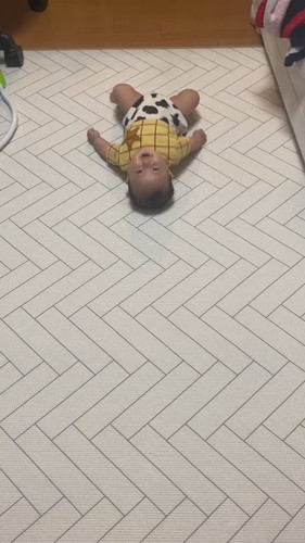 背中でぐんぐん進む赤ちゃん