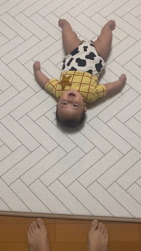 背中でぐんぐん進む赤ちゃん