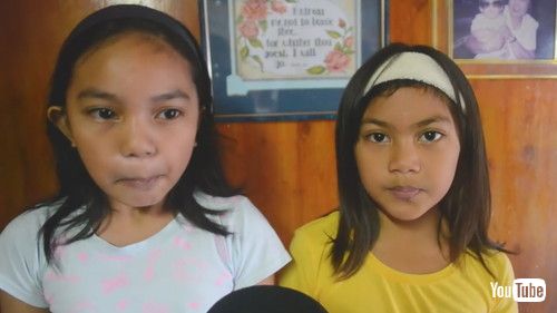 「Talented Beatboxing Sisters || ViralHog」